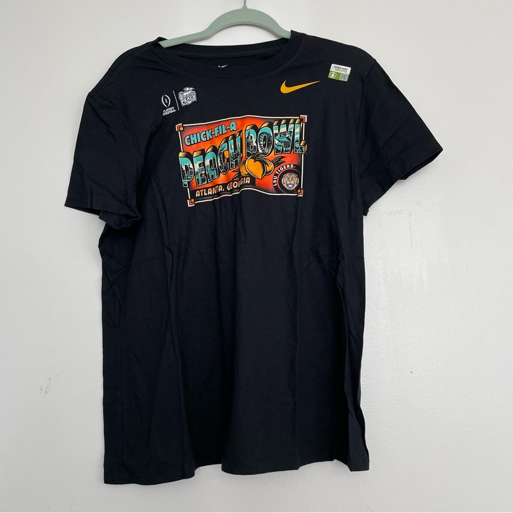 Women’s Nike LSU Tigers 2019 Peach Bowl Bound Illustration Tee Size XL
